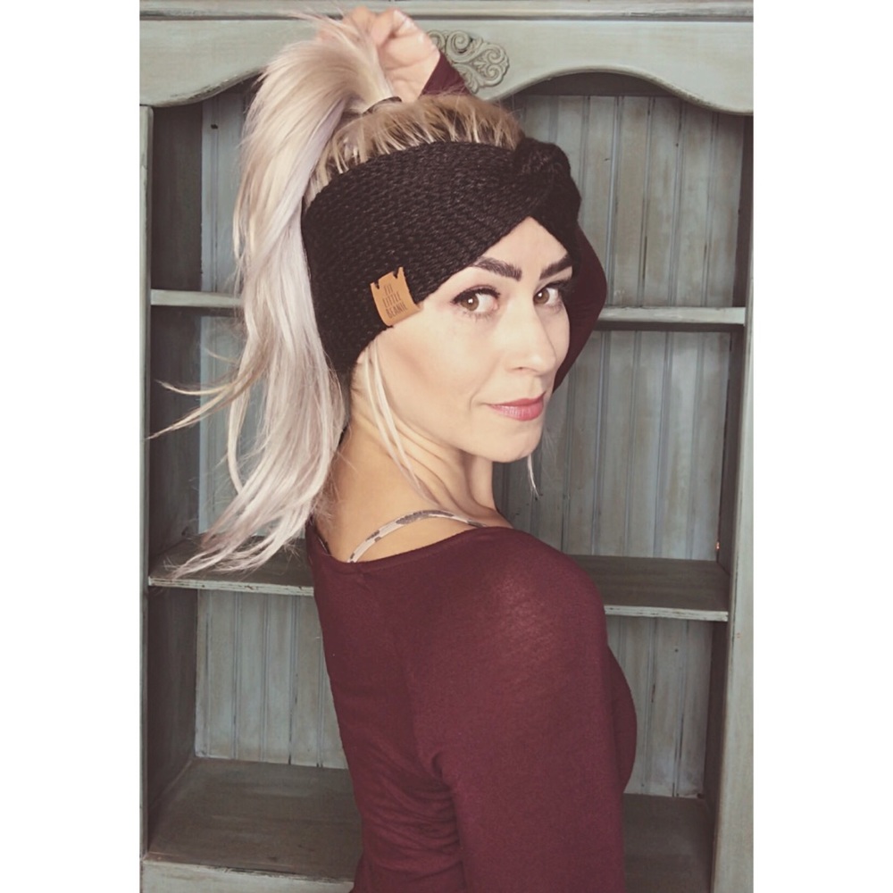 Black headband/Ear warmer